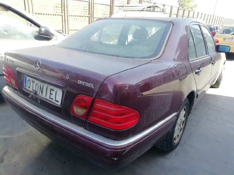 mercedes-benz clase e (w210) berlina diesel del año 1997
