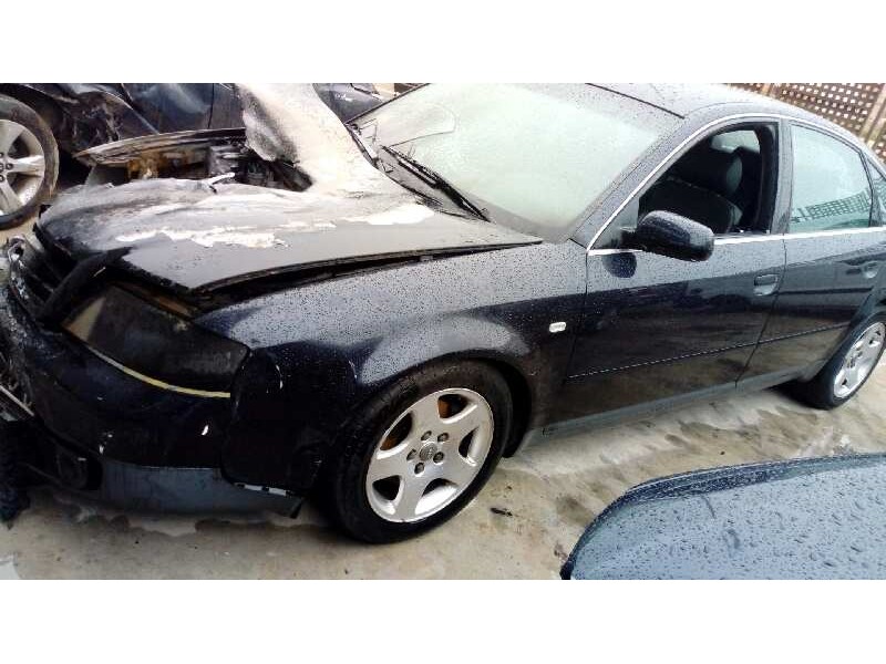 AUDI A6 BERLINA (4B2)