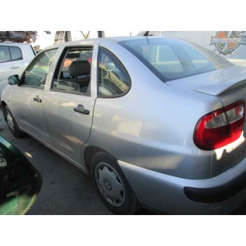 seat cordoba berlina (6k2) del año 2001