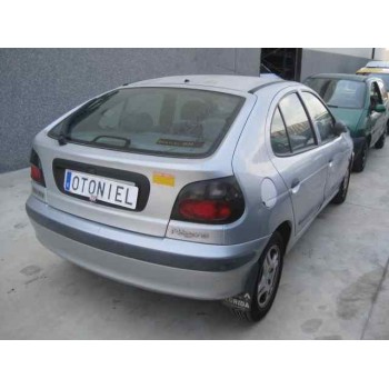 renault megane i berlina hatchback (ba0) del año 1996