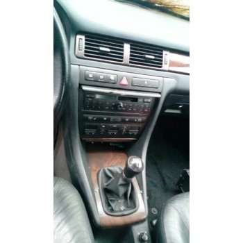 audi a6 berlina (4b2) del año 2000