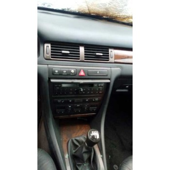 audi a6 berlina (4b2) del año 2000