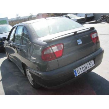 seat cordoba berlina (6k2) del año 2001