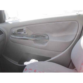 seat cordoba berlina (6k2) del año 2001