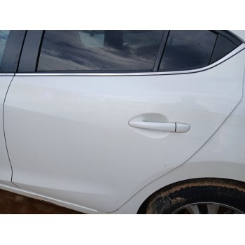 Recambio de puerta trasera izquierda para mazda 3 sedán (bm_, bn_) 2.2 d referencia OEM IAM BJY07302XF  
