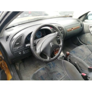 citroën xsara berlina del año 2001