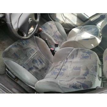 citroën xsara berlina del año 2001