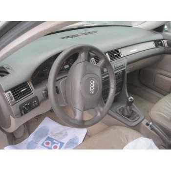 audi a6 berlina (4b2) del año 2000