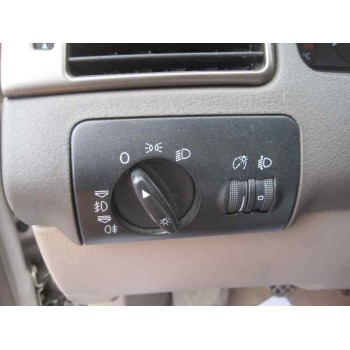 audi a6 berlina (4b2) del año 2000