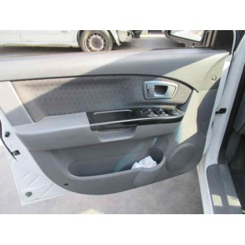 kia carens del año 2003