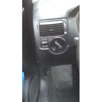 volkswagen golf iv berlina (1j1) del año 2000