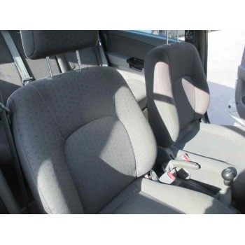 kia carens del año 2003