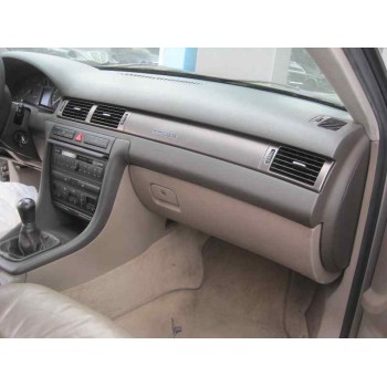 audi a6 berlina (4b2) del año 2000