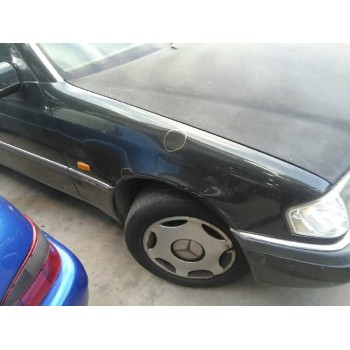 mercedes-benz clase c (w202) berlina del año 1993