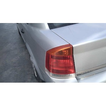 opel vectra c berlina del año 2002