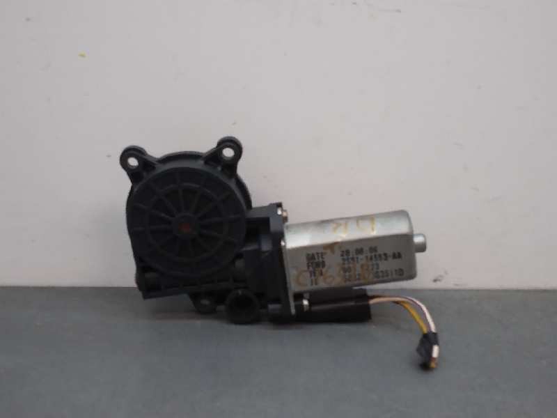 Recambio de motor elevalunas delantero derecho para ford fiesta (cbk) ambiente referencia OEM IAM 2S5114553AA 2 CABLES 