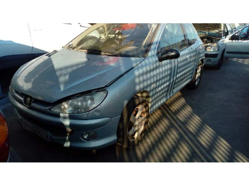peugeot 206 berlina del año 2003