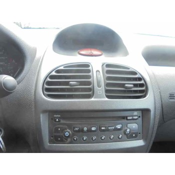 peugeot 206 berlina del año 2006