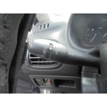 peugeot 206 berlina del año 2006