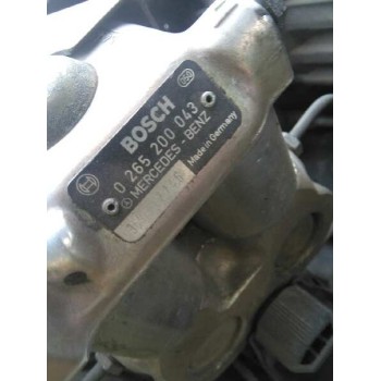 mercedes-benz clase c (w202) berlina del año 1993