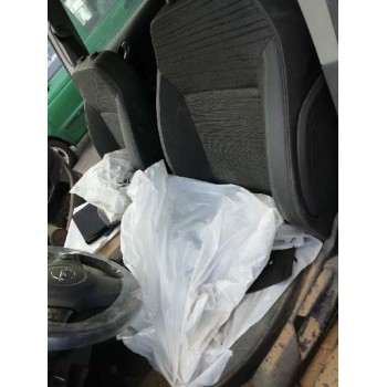 opel corsa d del año 2014