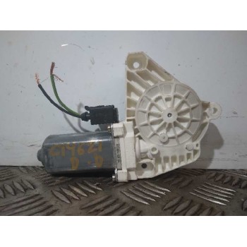 MOTOR ELEVALUNAS DELANTERO DERECHO A1698201642 996137101 2 CABLES