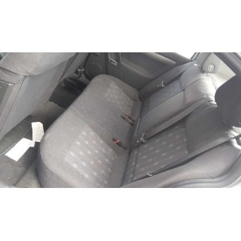 opel vectra c berlina del año 2002