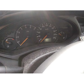 ford focus berlina (cak) del año 1999