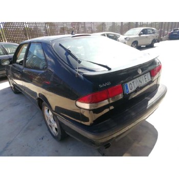 saab 9-3 berlina del año 2001