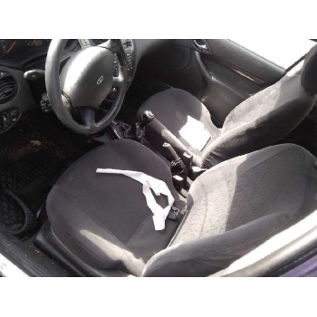 ford focus berlina (cak) del año 1999