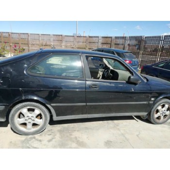 saab 9-3 berlina del año 2001