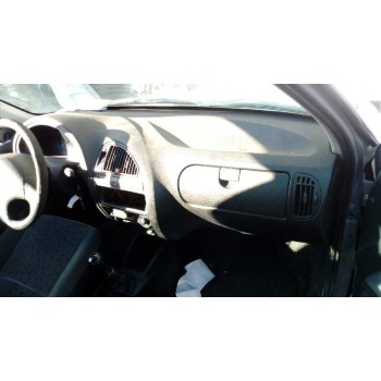 citroën saxo del año 2001