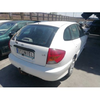 kia rio del año 2002