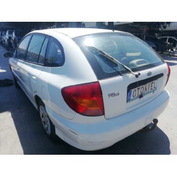 kia rio del año 2002