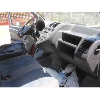 mercedes-benz vito (w638) caja cerrada del año 2000