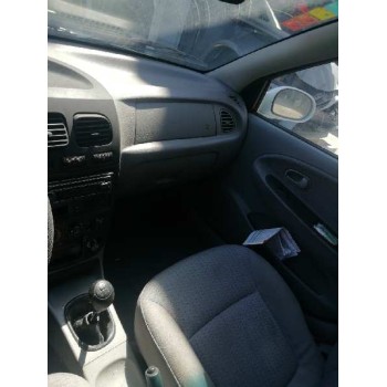 kia rio del año 2002