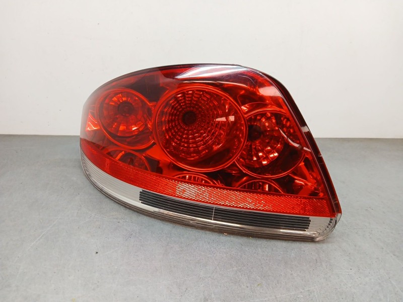 Recambio de piloto trasero izquierdo para fiat linea (323_, 110_) 1.3 d multijet (323axb1a) referencia OEM IAM 51869226  