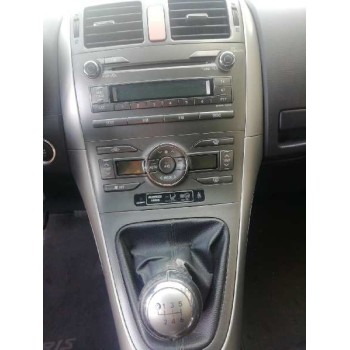 toyota auris del año 2008