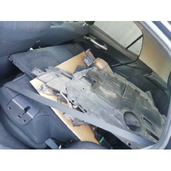 toyota auris del año 2008