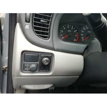 nissan almera (n16/e) del año 2000