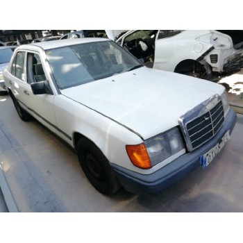mercedes-benz clase e (w124) berlina del año 1988
