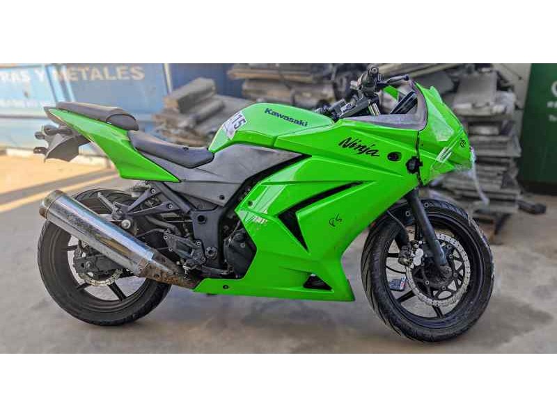 KAWASAKI NINJA 250 R