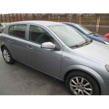 opel astra h berlina del año 2005