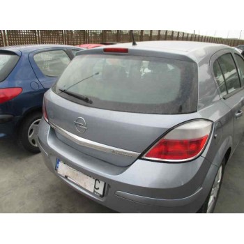 opel astra h berlina del año 2005