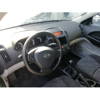 kia cee´d sporty wagon del año 2007