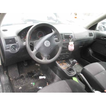 volkswagen golf iv berlina (1j1) del año 2003