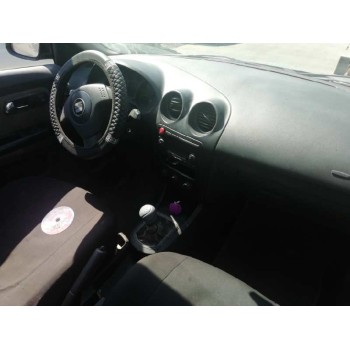 seat ibiza (6l1) del año 2004