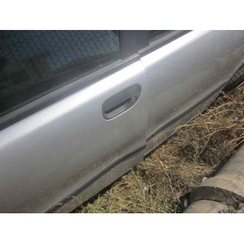 volvo v40 familiar del año 2003