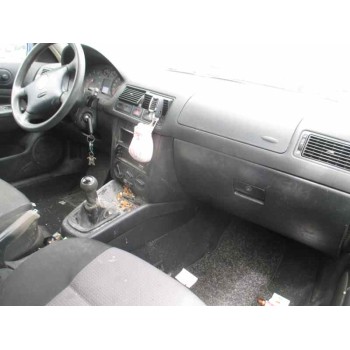 volkswagen golf iv berlina (1j1) del año 2003