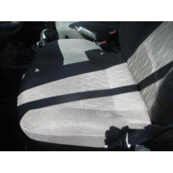 ford focus berlina (cak) del año 2004